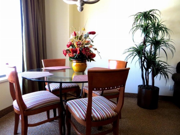 Polo Towers by Raintree image 23