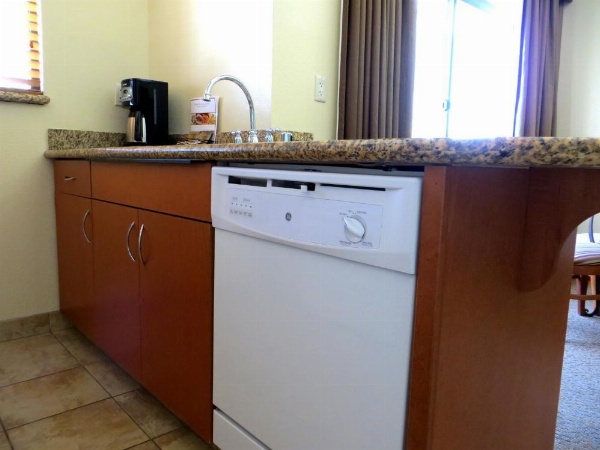 Polo Towers by Raintree image 29